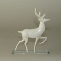Hirsch klein, wei&szlig;, hohlgeblasen