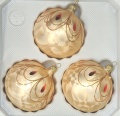 Kugel d 8 cm, Eislack champagner, Kettenmuster