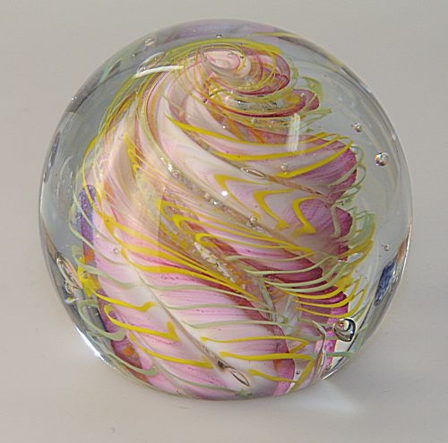 TraumGlasKugel groß, rosagelbe Spirale Glas & Geschenke