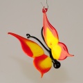 Schmetterling hängend, gelb-rot