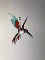 Kolibri hängend, violett/rot/türkis